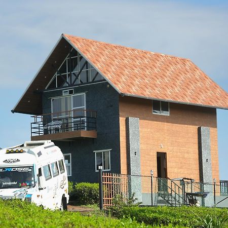 Cloud Canopy - Tea Garden Family Pool Cottage In 瓦加蒙 外观 照片